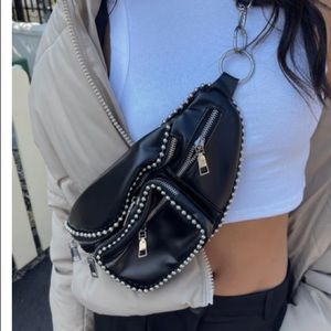 Princess Polly crossbody belt bag